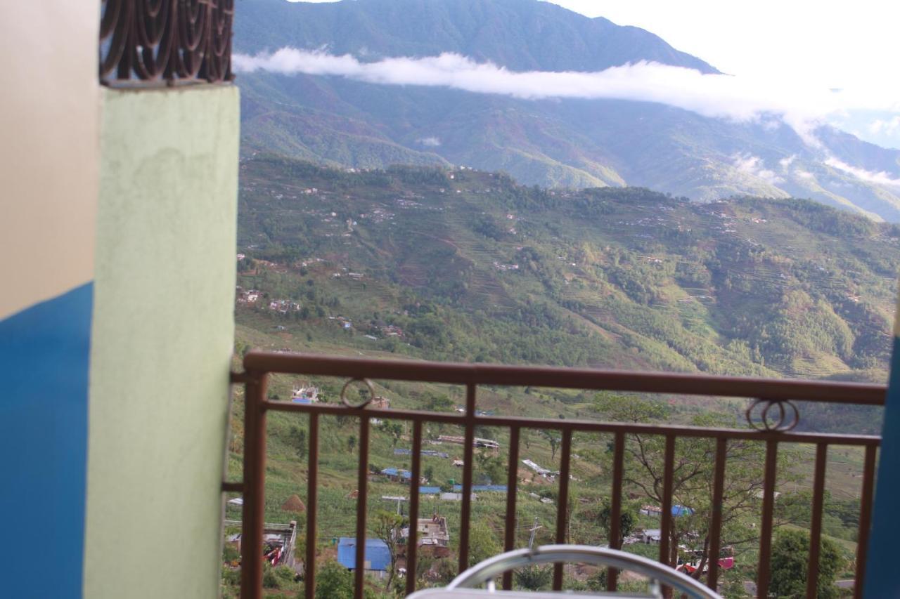Universal Hotel & Lodge - Gorkhā 外观 照片